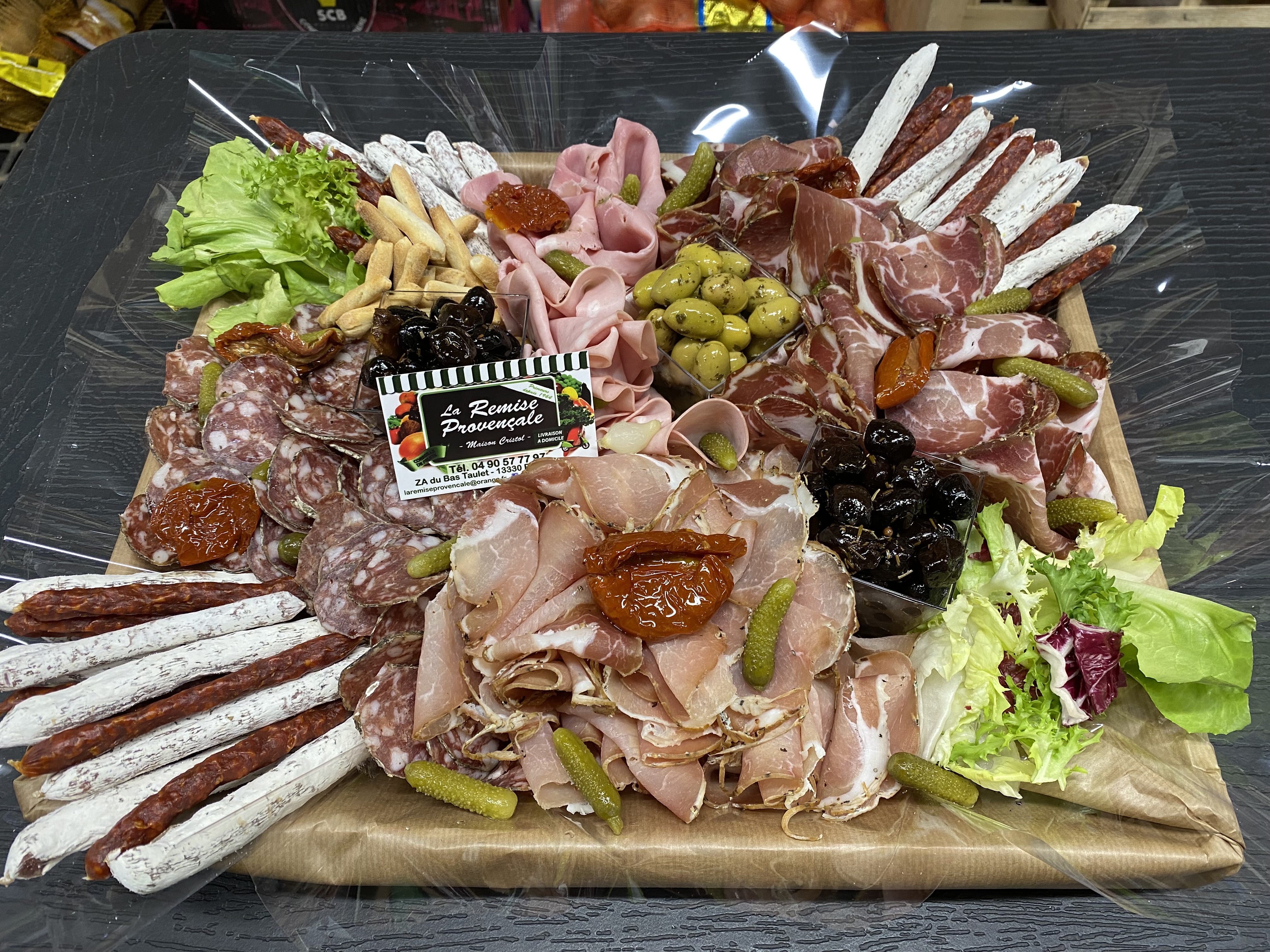 primeur pelissanne-produits locaux salon de provence-cremerie lancon provence-corbeilles de fruits miramas-epicerie fine lambesc-fruits et legumes pour collectivites saint cannat-fruits et legumes aurons