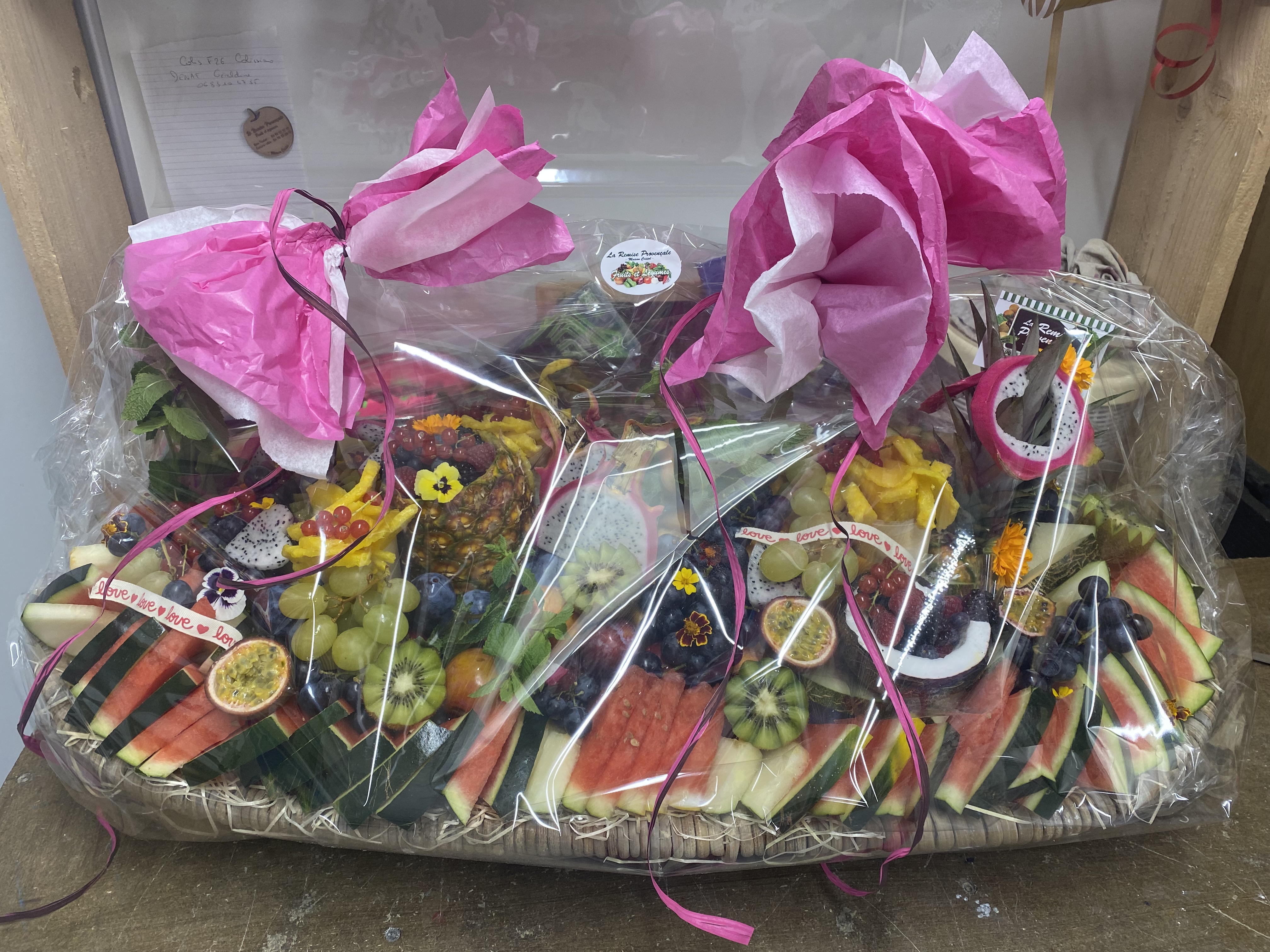 primeur pelissanne-produits locaux salon de provence-cremerie lancon provence-corbeilles de fruits miramas-epicerie fine lambesc-fruits et legumes pour collectivites saint cannat-fruits et legumes aurons