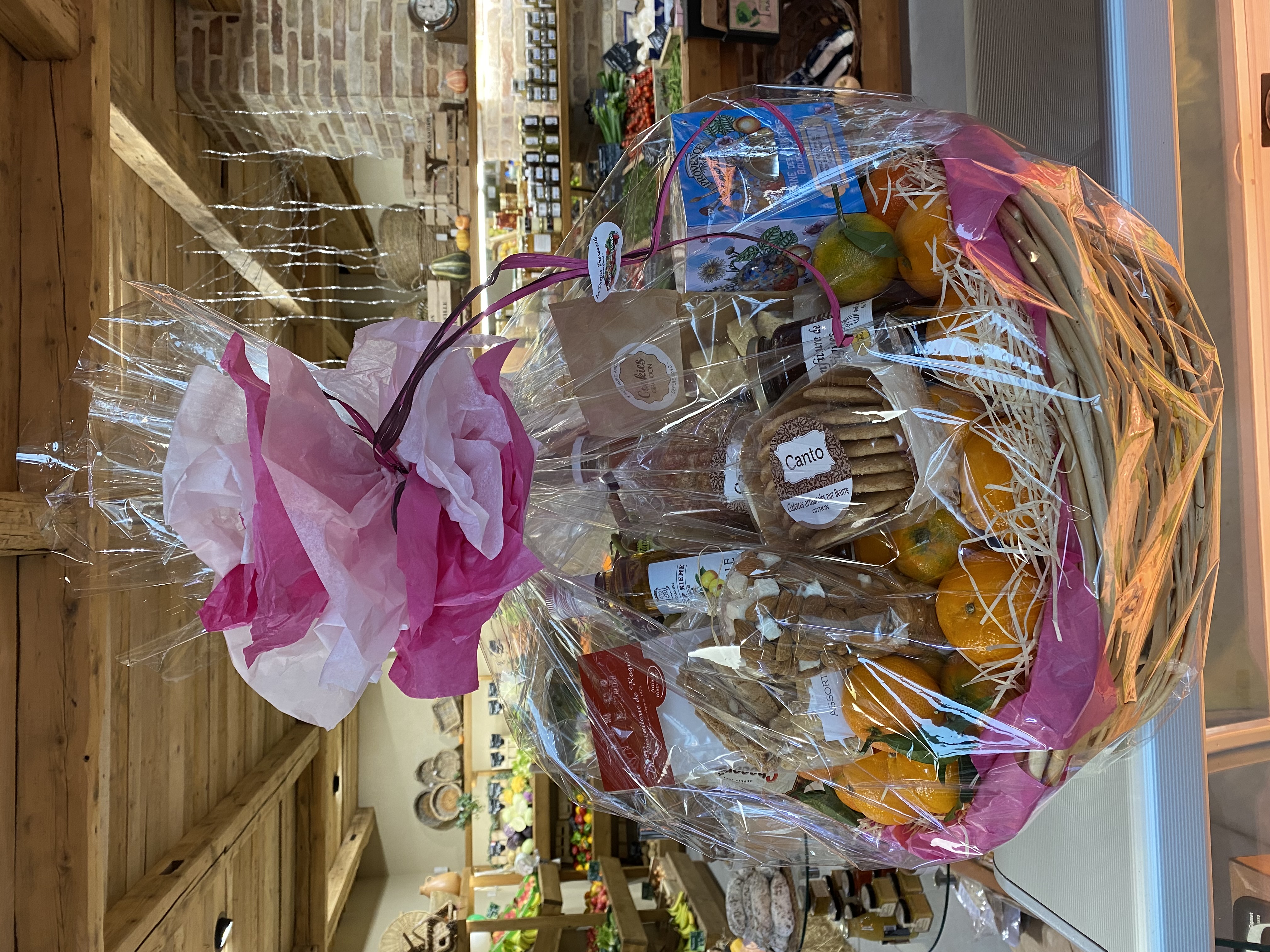 primeur pelissanne-produits locaux salon de provence-cremerie lancon provence-corbeilles de fruits miramas-epicerie fine lambesc-fruits et legumes pour collectivites saint cannat-fruits et legumes aurons